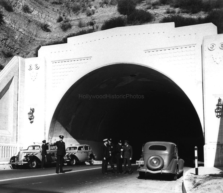 Sepulveda Tunnel 1940.jpg